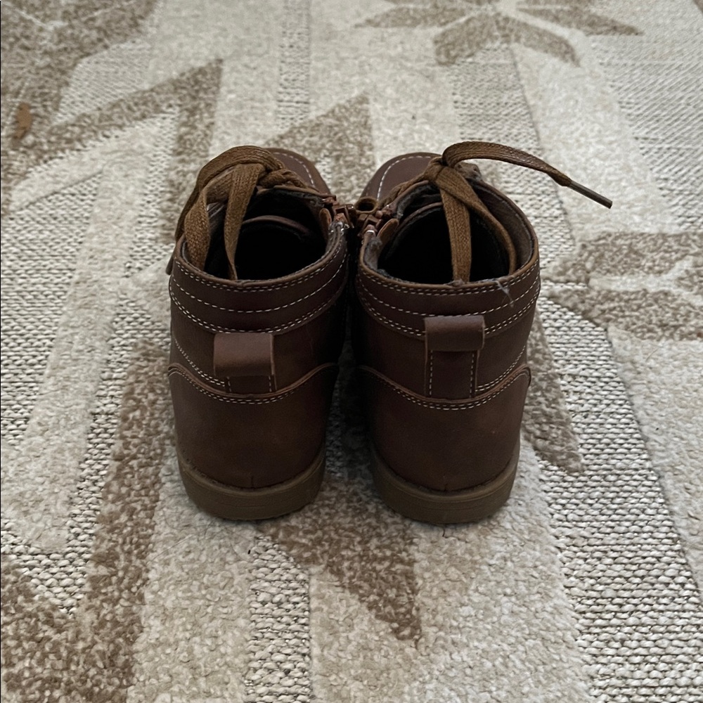 Boy’s Boots - Picture 4 of 7